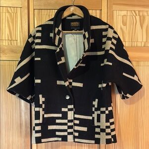 Pendleton Black and Cream 3/4 Sleeve Jacket